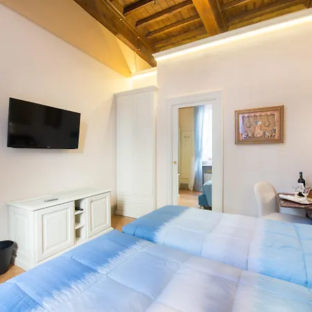 N.15 Santori Luxury 3*