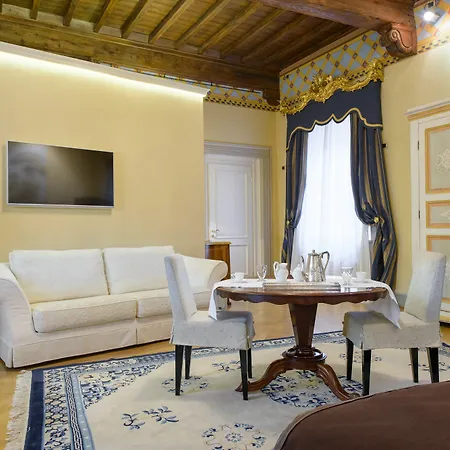Ξενοδοχείο N.15 Santori Luxury