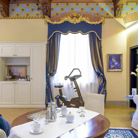 N.15 Santori Luxury 3* Λούκα